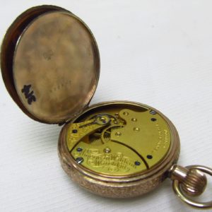 AMERICAN WALTHAM WATCH CO. Reloj de Bolsillo-colgar, lepine y remontoir. USA, ca. 1900.