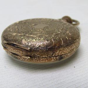 AMERICAN WALTHAM WATCH CO. Reloj de Bolsillo-colgar, lepine y remontoir. USA, ca. 1900.