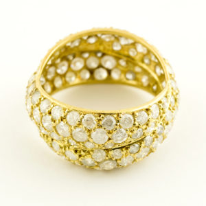 Anillo de Oro de 18k. con 116 Diamantes Naturales Talla Brillante de 3,72 ct. total (K-L/I3). Certificado IGE
