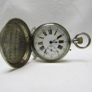 BASSY GENEVE. Reloj de bolsillo para caballero, saboneta y remontoir. Ca. 1880