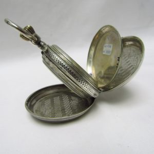 BASSY GENEVE. Reloj de bolsillo para caballero, saboneta y remontoir. Ca. 1880