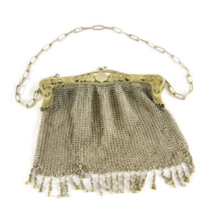 BOLSO DE MALLA EN PLATA