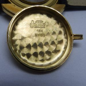 Cartier. Reloj Automático de pulsera unisex. Ca. 1970-80.