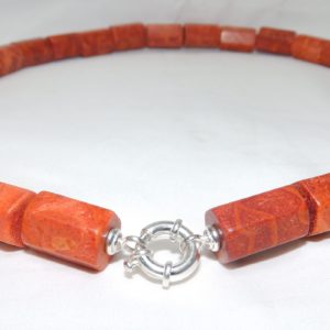 Collar de Antiguo Coral Mediterráneo. 59 cm. ~