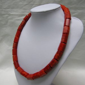 Collar de Antiguo Coral Mediterráneo. 59 cm. ~
