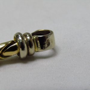 Collar de Oro Bicolor de 18k. con eslabones articulados y cierre reasón Marinero.