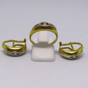 CONJUNTO DE ANILLO Y PENDIENTES