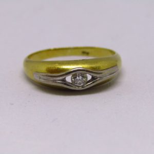 CONJUNTO DE ANILLO Y PENDIENTES