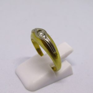 CONJUNTO DE ANILLO Y PENDIENTES