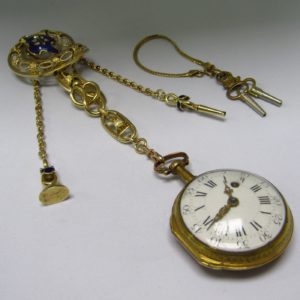 Conjunto formado por Chatelaine y reloj de bolsillo. Zarina Catalina II de Rusia. Ca. 1780.