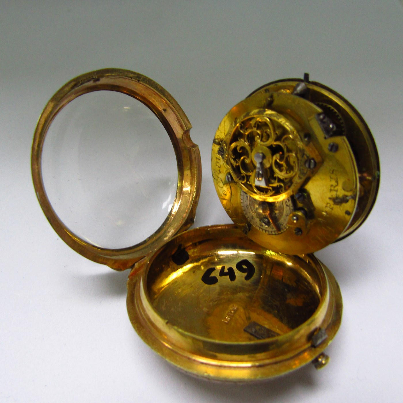 Conjunto formado por Chatelaine y reloj de bolsillo. Zarina Catalina II de Rusia. Ca. 1780.