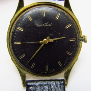 CORTÉBERT. Reloj de pulsera para caballero. Ca. 1970