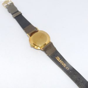 DUCADO SWISS. Reloj de pulsera para caballero. Ca. 1980