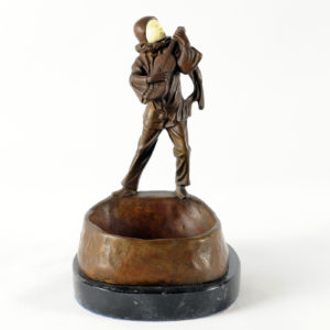 ESCULTURA CRISOELEFANTINA.