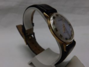 EXCELENT. Reloj de pulsera para hombre. Circa, 1970.
