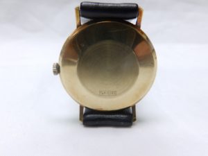 EXCELENT. Reloj de pulsera para hombre. Circa, 1970.