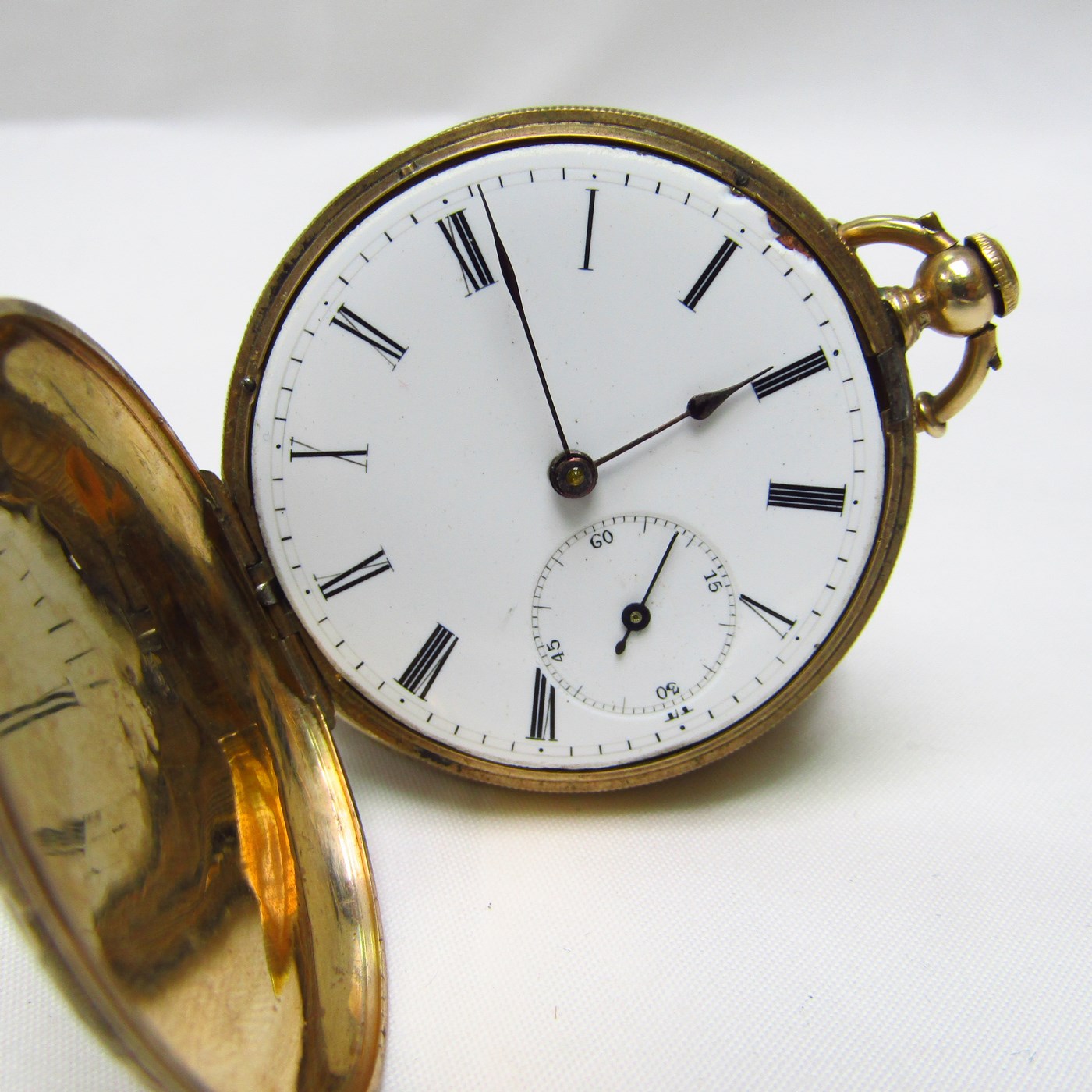 F. HUGUENIN. Reloj de colgar saboneta. Suiza, ca. 1900. F. HUGUENIN. Reloj de colgar saboneta. Suiza, ca. 1900.