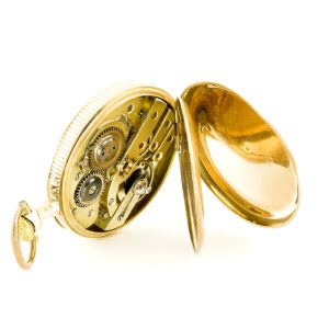 Fabricación Suiza. Reloj de Bolsillo para caballero, lepine y remontoir. Ca. 1880.
