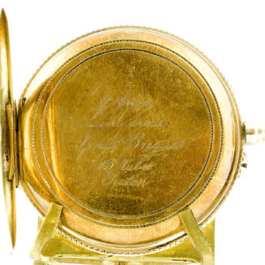 Fabricación Suiza. Reloj de Bolsillo para caballero, lepine y remontoir. Ca. 1880.
