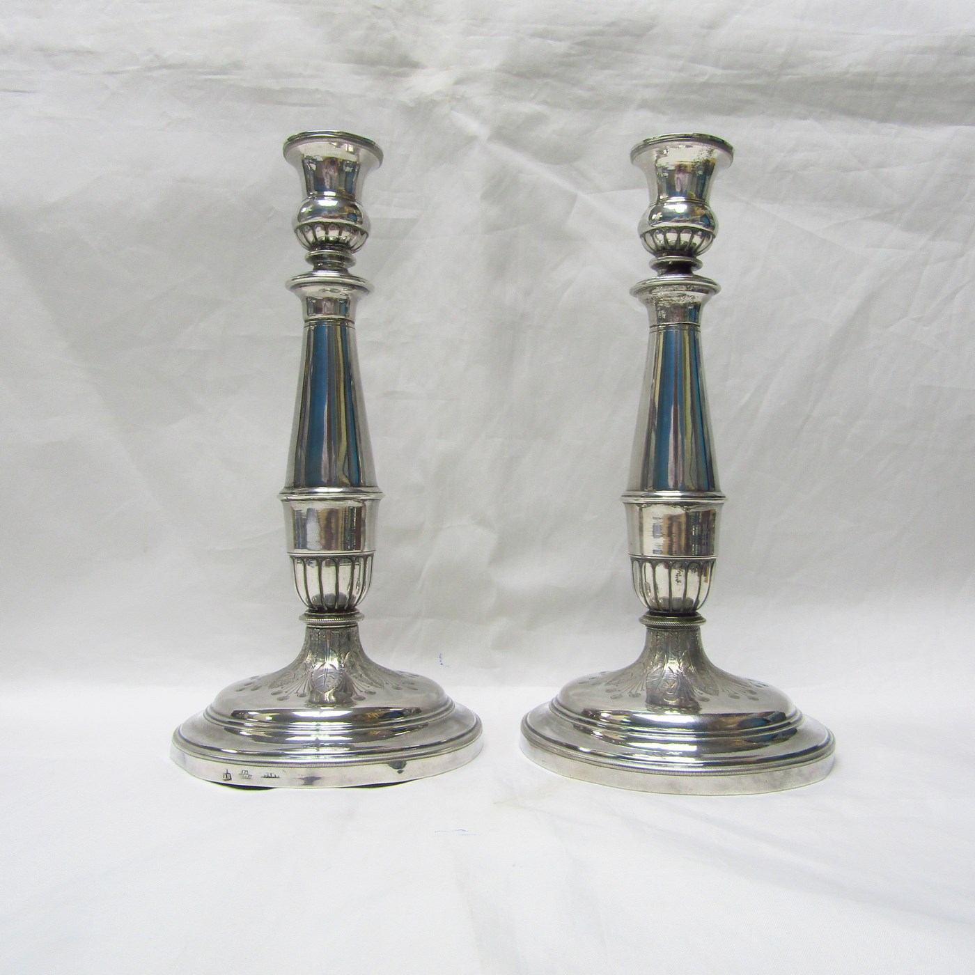 FCO. CARRERAS. Pareja de candeleros en plata. Barcelona, 19th. FCO. CARRERAS. Pareja de candeleros en plata. Barcelona, 19th.