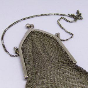 Franz Bahner. Bolso de noche en malla de plata. Düsseldorf, ca. 1895