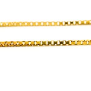 Gargantilla de Oro de 18k. con colgante. Rubí de 1,37 ct. Dos Diamantes talla Brillante, 1,08 ct y 0,70 ct. (Certificado IGE)