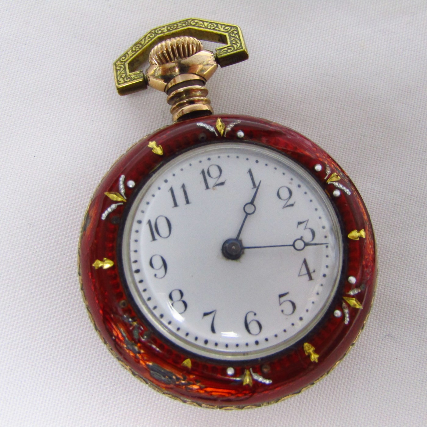GAVOUR. Reloj de colgar, lepine y remontoir. Francia, ca. 1920