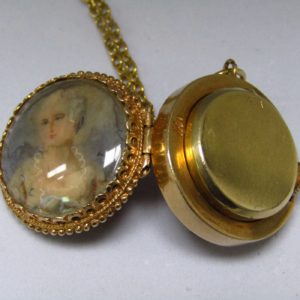 Geneva. Reloj de colgar para señora. Circa, 1890-1900.