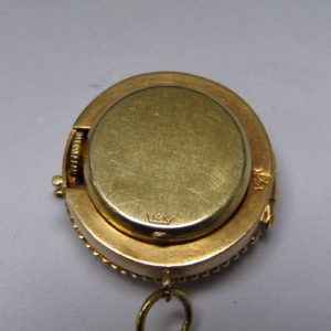Geneva. Reloj de colgar para señora. Circa, 1890-1900.