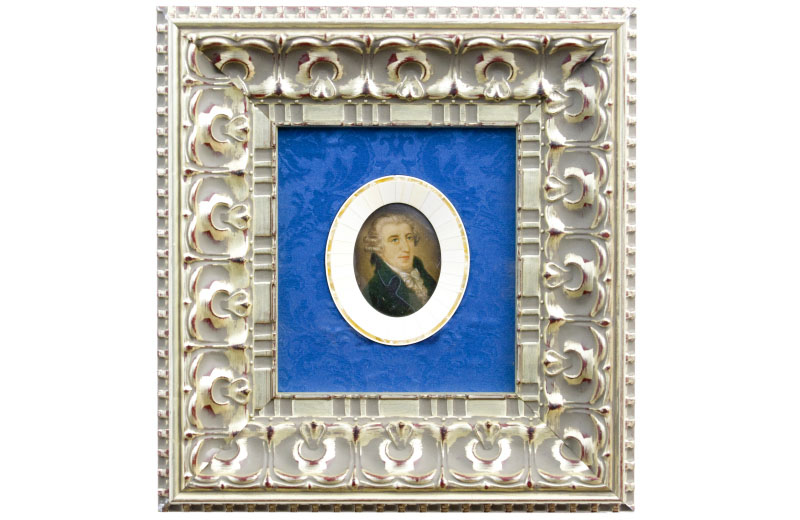 GUASH SOBRE PLACA DE MARFIL OVAL. Siglo XIX GUASH SOBRE PLACA DE MARFIL OVAL. Siglo XIX