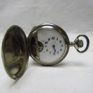 HEBDOMAS, Suiza, ca. 1915. Reloj de bolsillo 8 DÍAS CUERDA, saboneta y remontoir.