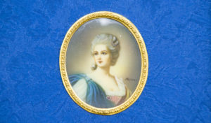 HERMO. Miniatura pintada sobre placa oval de marfil. Siglo XIX.
