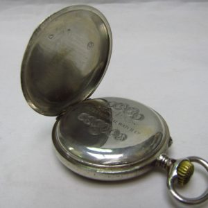 (IWC) International Watch Company. Reloj de Bolsillo, lepine y remontoir. Suiza, Año 1900.