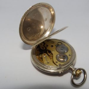 IWC (International Watch Company). Reloj de Bolsillo, Lepine y remontoir. Suiza, año 1907.