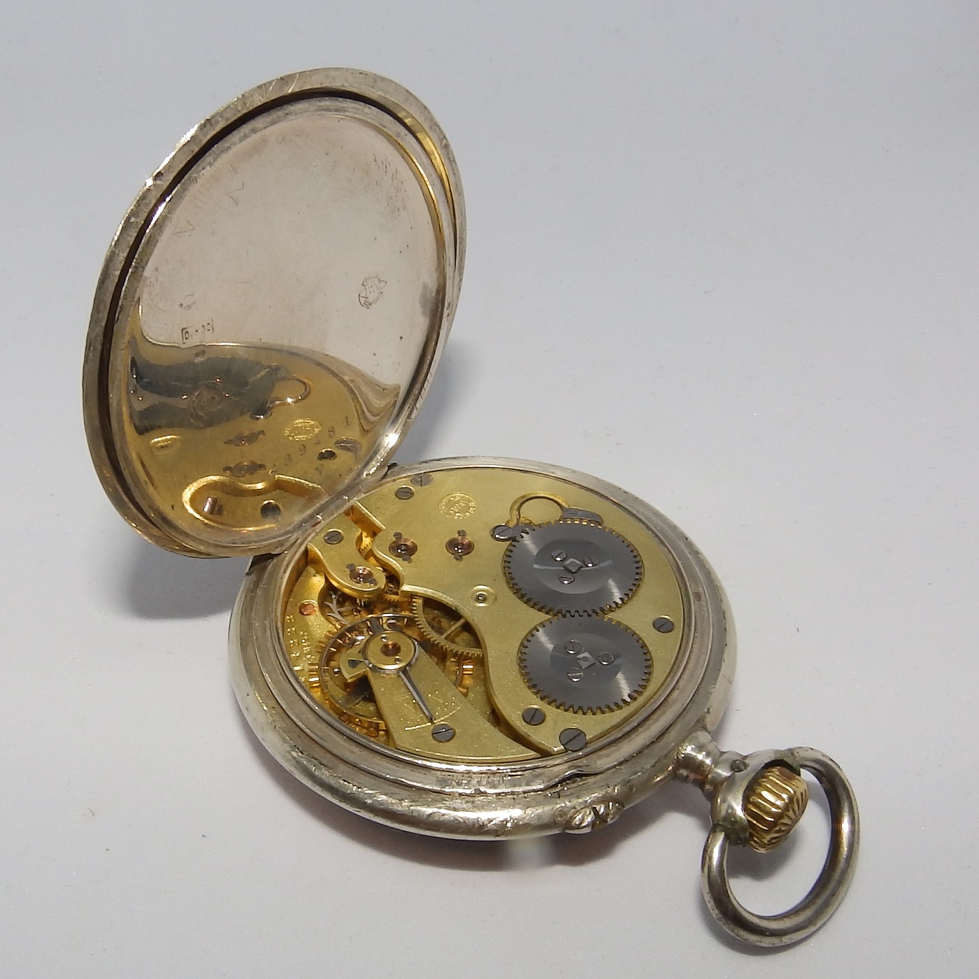 IWC (International Watch Company). Reloj de Bolsillo, Lepine y remontoir. Suiza, año 1907. IWC (International Watch Company). Reloj de Bolsillo, Lepine y remontoir. Suiza, año 1907.