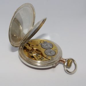 IWC (International Watch Company). Reloj de Bolsillo, Lepine y remontoir. Suiza, año 1917.