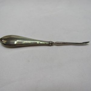 J&C. Estuche de manicura de cinco piezas en Plata Inglesa. Birmingham, 1920.