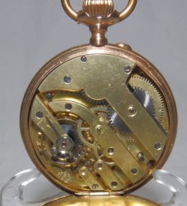J.V.C. (Suiza). Reloj de Bolsillo para caballero, lepine y remontoir. Ca. 1890