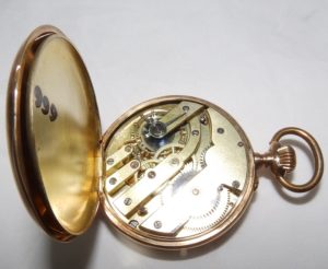 J.V.C. (Suiza). Reloj de Bolsillo para caballero, lepine y remontoir. Ca. 1890