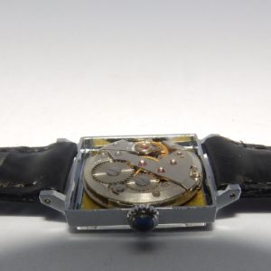 Jean Perret. Reloj de pulsera para dama. Suiza, ca. 1925