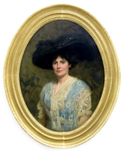 JOSÉ VILLEGAS CORDERO. Óleo sobre lienzo. ""Retrato de dama""
