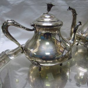 Juego de Café y Té en plata de Ley. UCCI. España, siglo XX