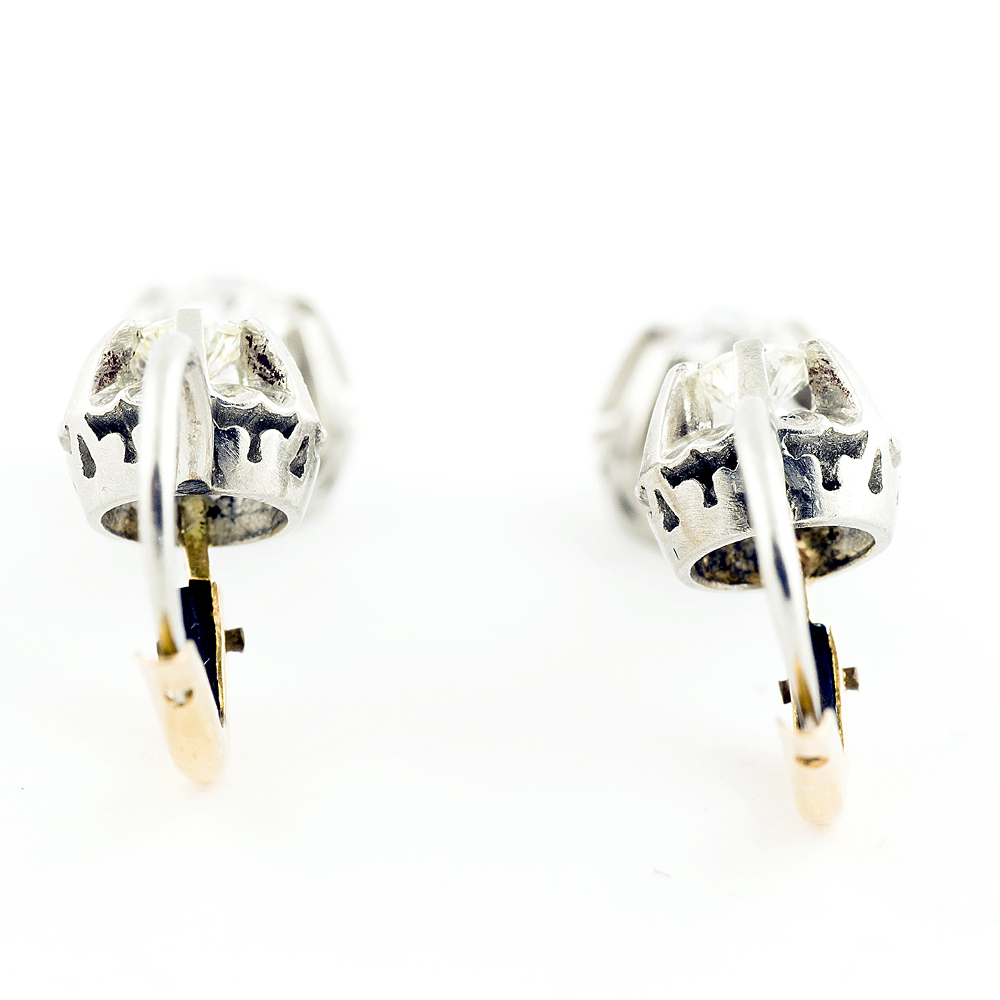 Juego de pendientes, en Oro Bicolor, con 10 Diamantes Naturales, Talla Brillante y Europea, con 1,26 ct. Total. Certificado IGE Juego de pendientes, en Oro Bicolor, con 10 Diamantes Naturales, Talla Brillante y Europea, con 1,26 ct. Total. Certificado IGE