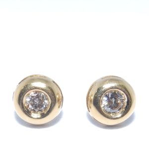 Juego de Pendientes en Oro, con Diamantes Naturales talla Brillante de 0,50 ct. (S-Z/VS1-SI2). Certificado IGE