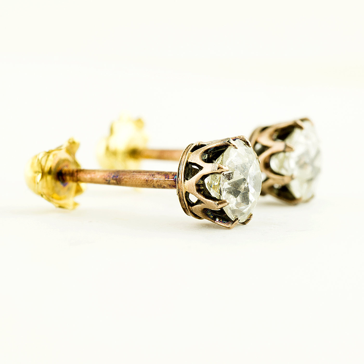 Juego de pendientes tipo dormilona, en Oro Rosa, con Diamantes Naturales talla Antigua Europa de 0,50 ct. (J-K/SI2) y 0,45 ct. (I-J/SI1). Certificado IGE Juego de pendientes tipo dormilona, en Oro Rosa, con Diamantes Naturales talla Antigua Europa de 0,50 ct. (J-K/SI2) y 0,45 ct. (I-J/SI1). Certificado IGE