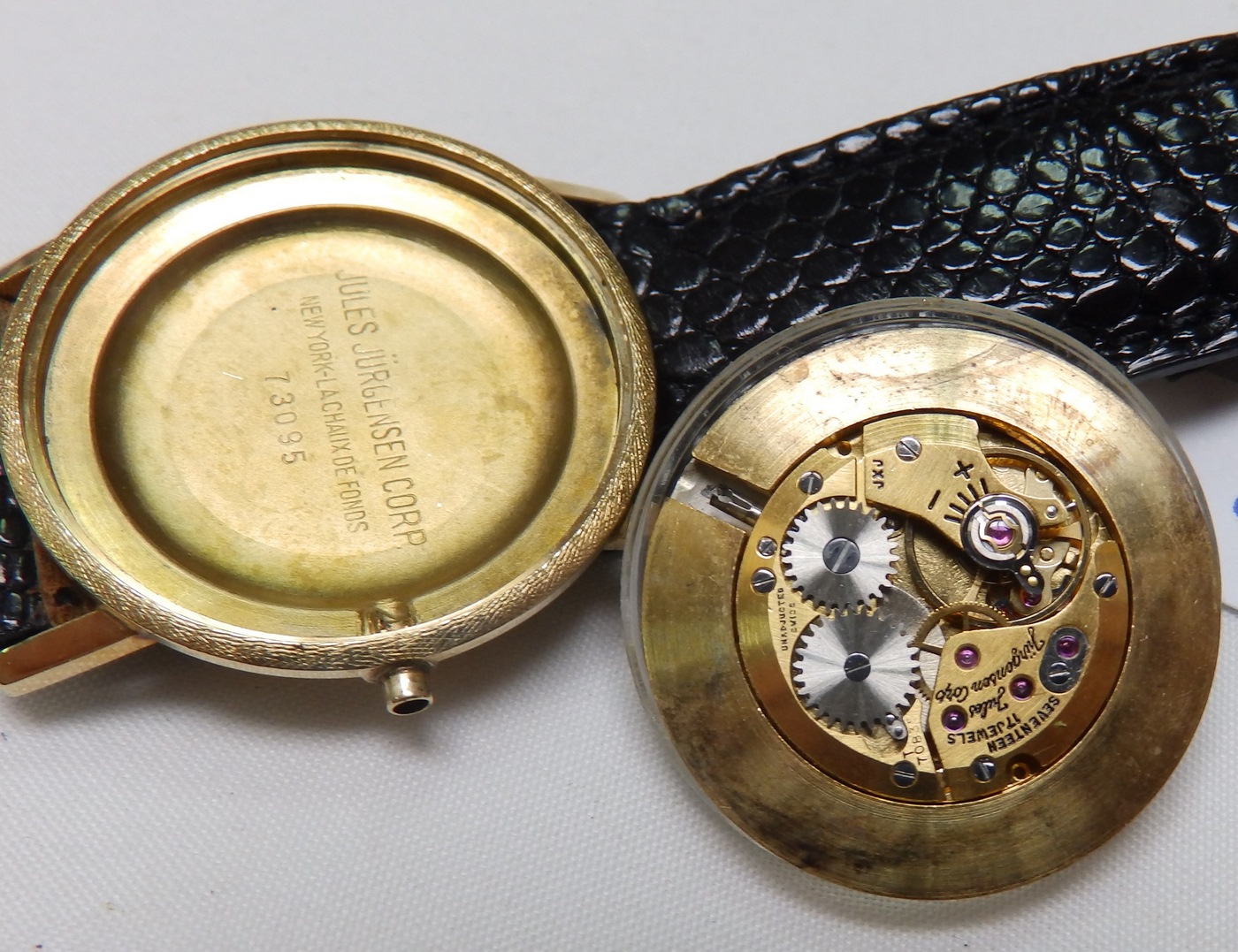 Jules Jügersen. Reloj Masónico de pulsera unisex. Grado 32. Ca. 1970 Jules Jügersen. Reloj Masónico de pulsera unisex. Grado 32. Ca. 1970