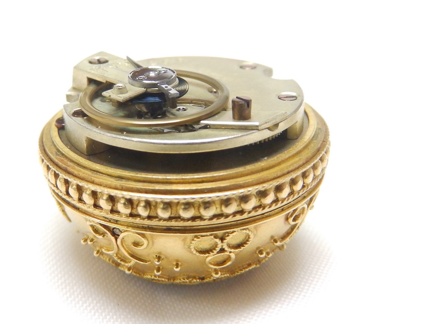 Leontina y Reloj de Bolsillo para dama en Oro de 18k. Ca. Leontina y Reloj de Bolsillo para dama en Oro de 18k. Ca.