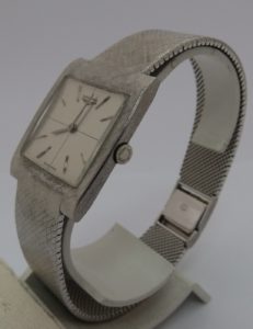 LONGINES. Reloj de pulsera caballero. Oro Blanco.