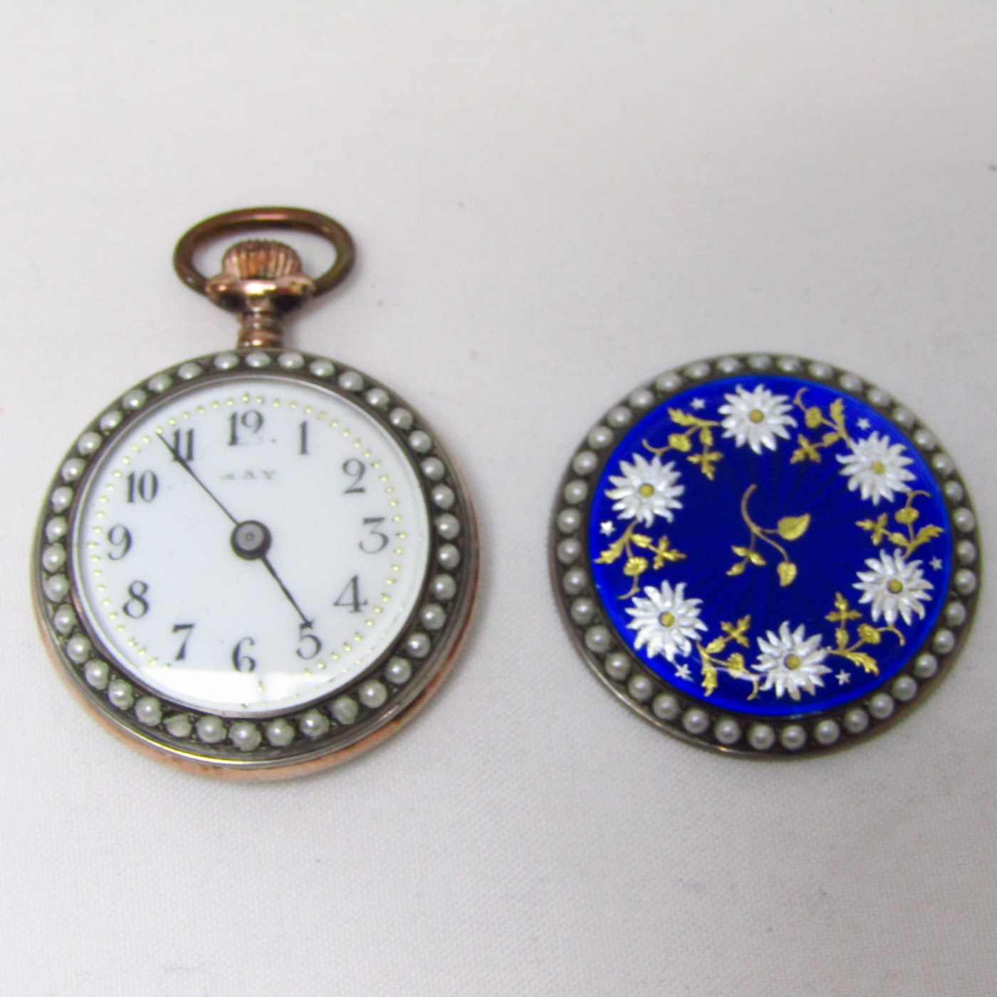 MAY. Reloj Suizo de Colgar, lepine y remontoir. Ca. 1900