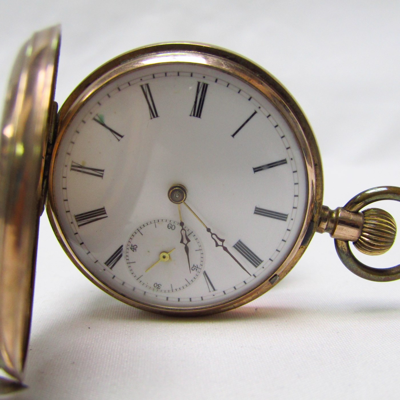 MF&Co. M.F. MATHEY & Co. Reloj de colgar saboneta y remontoir. Suiza, ca. 1900. MF&Co. M.F. MATHEY & Co. Reloj de colgar saboneta y remontoir. Suiza, ca. 1900.